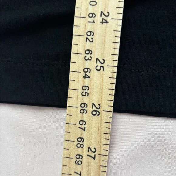 Banana Republic Stretch Top with Puff‎ Sleeves - Black - Size L - Picture 5 of 9